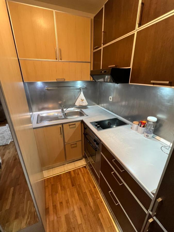 Sad Apartman นิส ภายนอก รูปภาพ