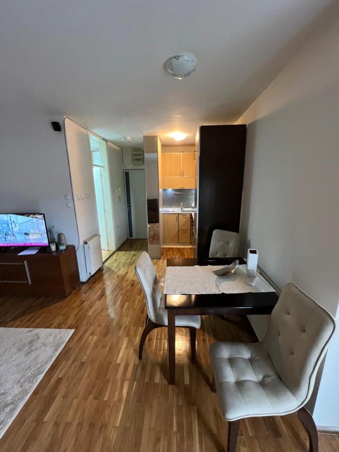 Sad Apartman นิส ภายนอก รูปภาพ