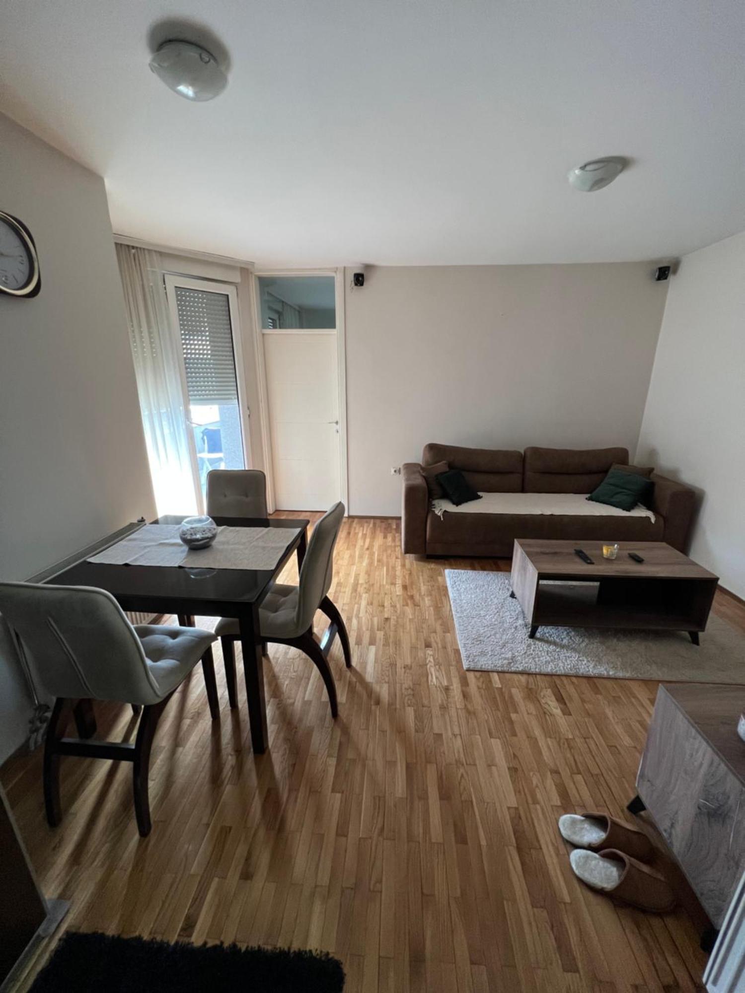 Sad Apartman นิส ภายนอก รูปภาพ